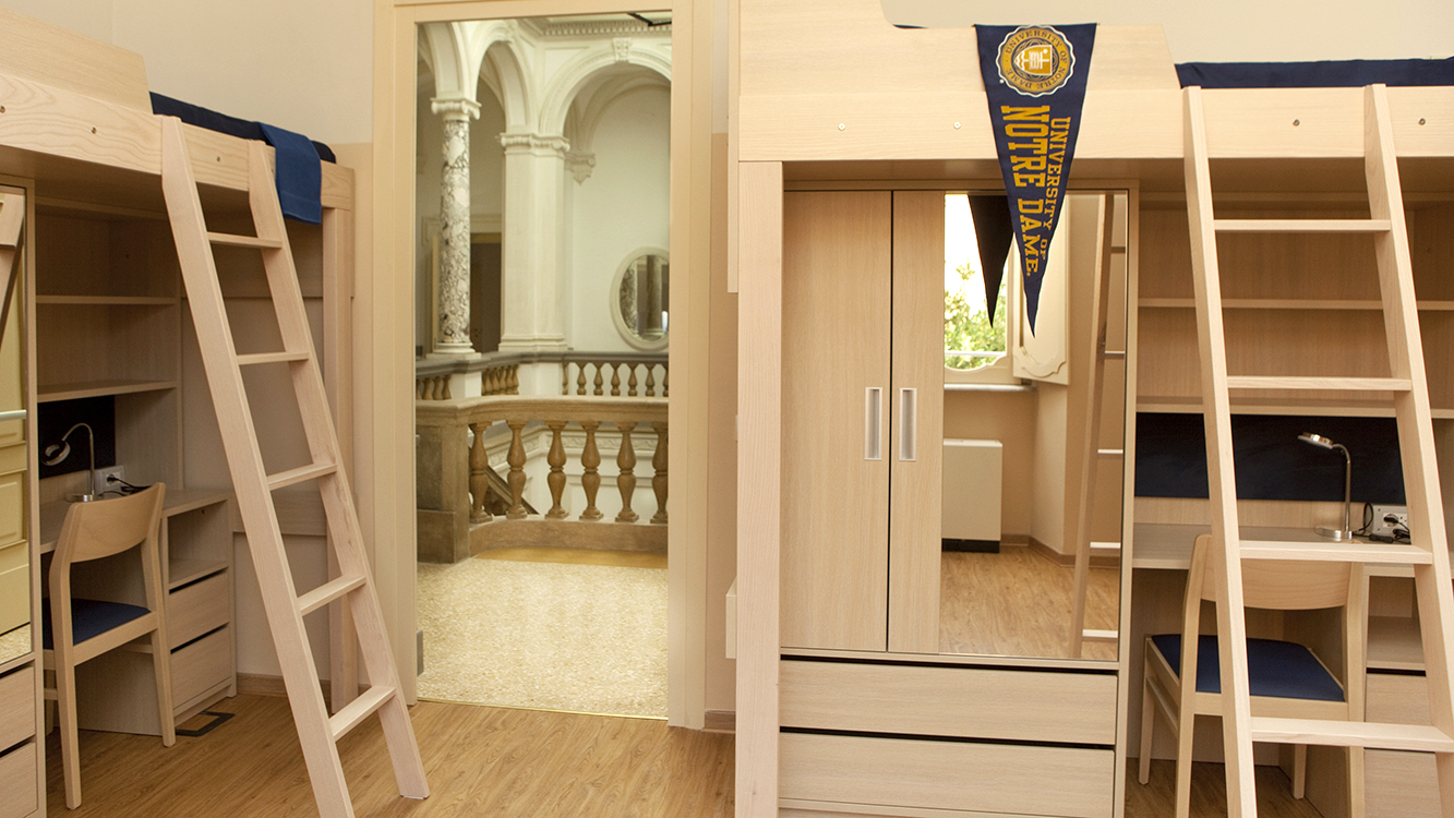 Loft Bed 02