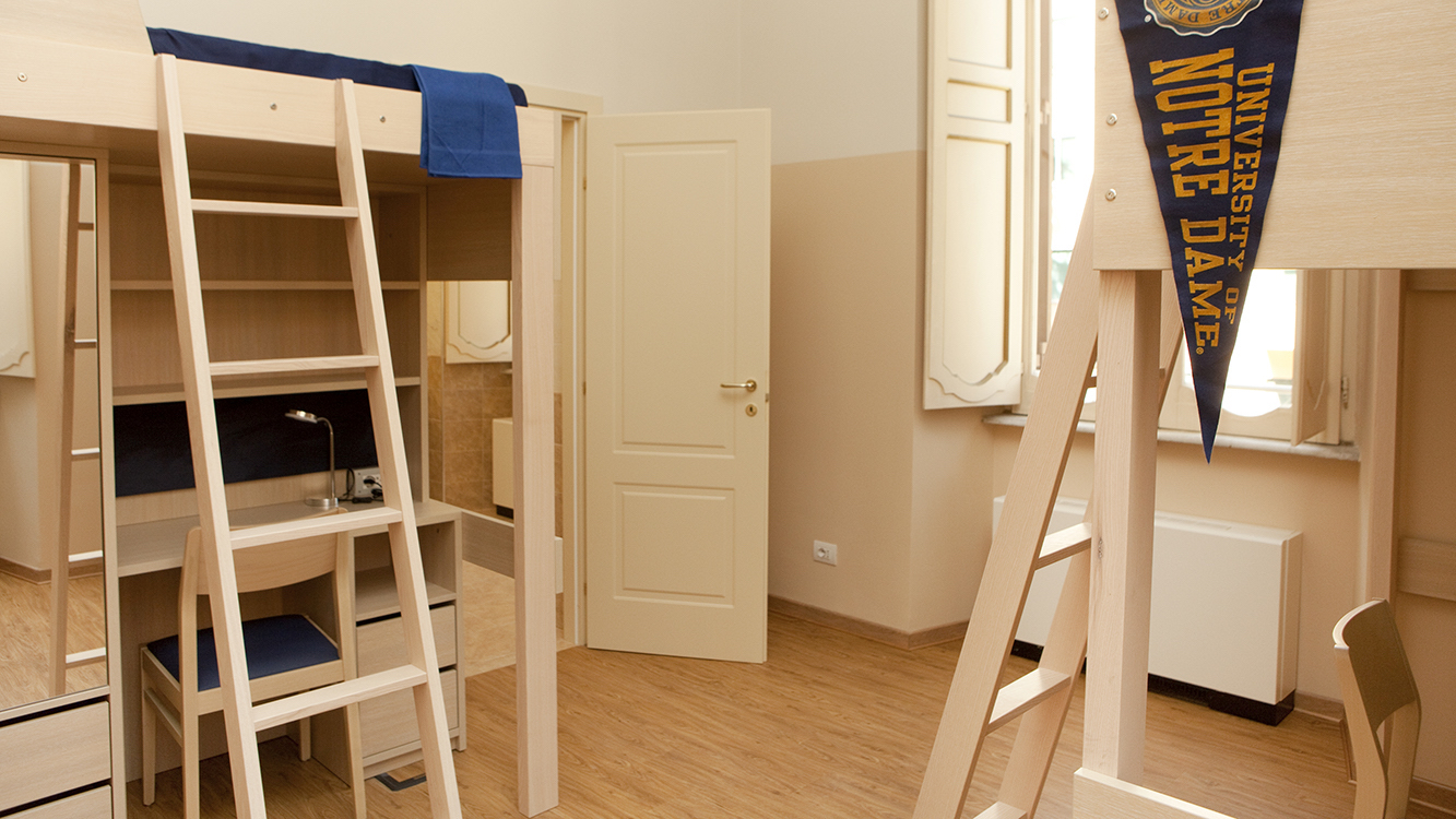 Loft Bed 03