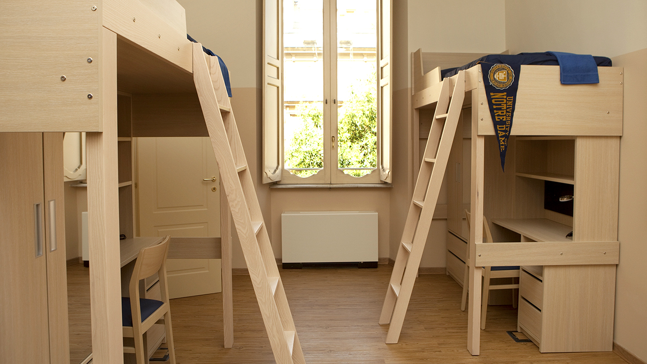 Loft Bed 04